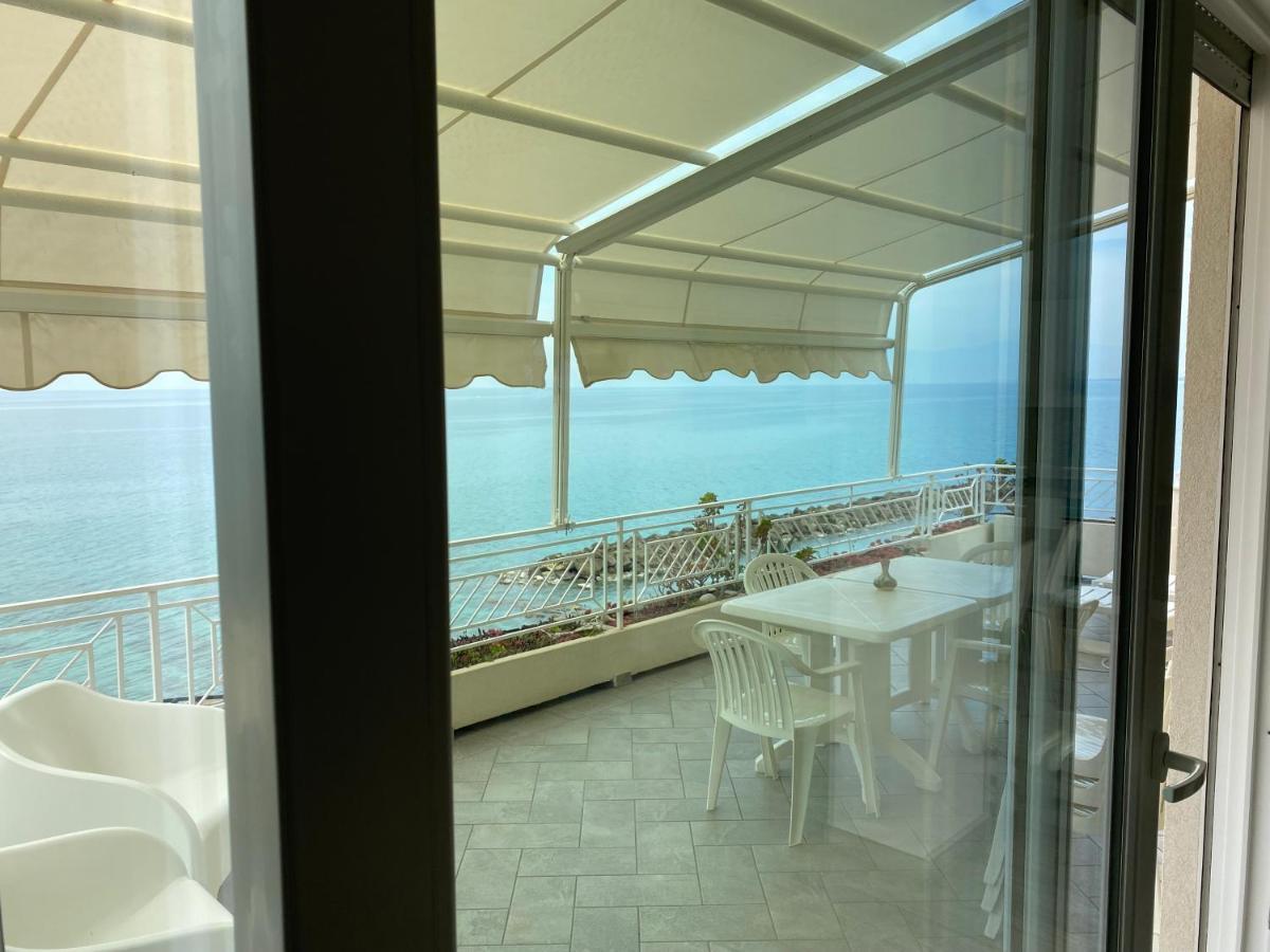 Villa Laura - Sul Mare Pizzo  Dış mekan fotoğraf