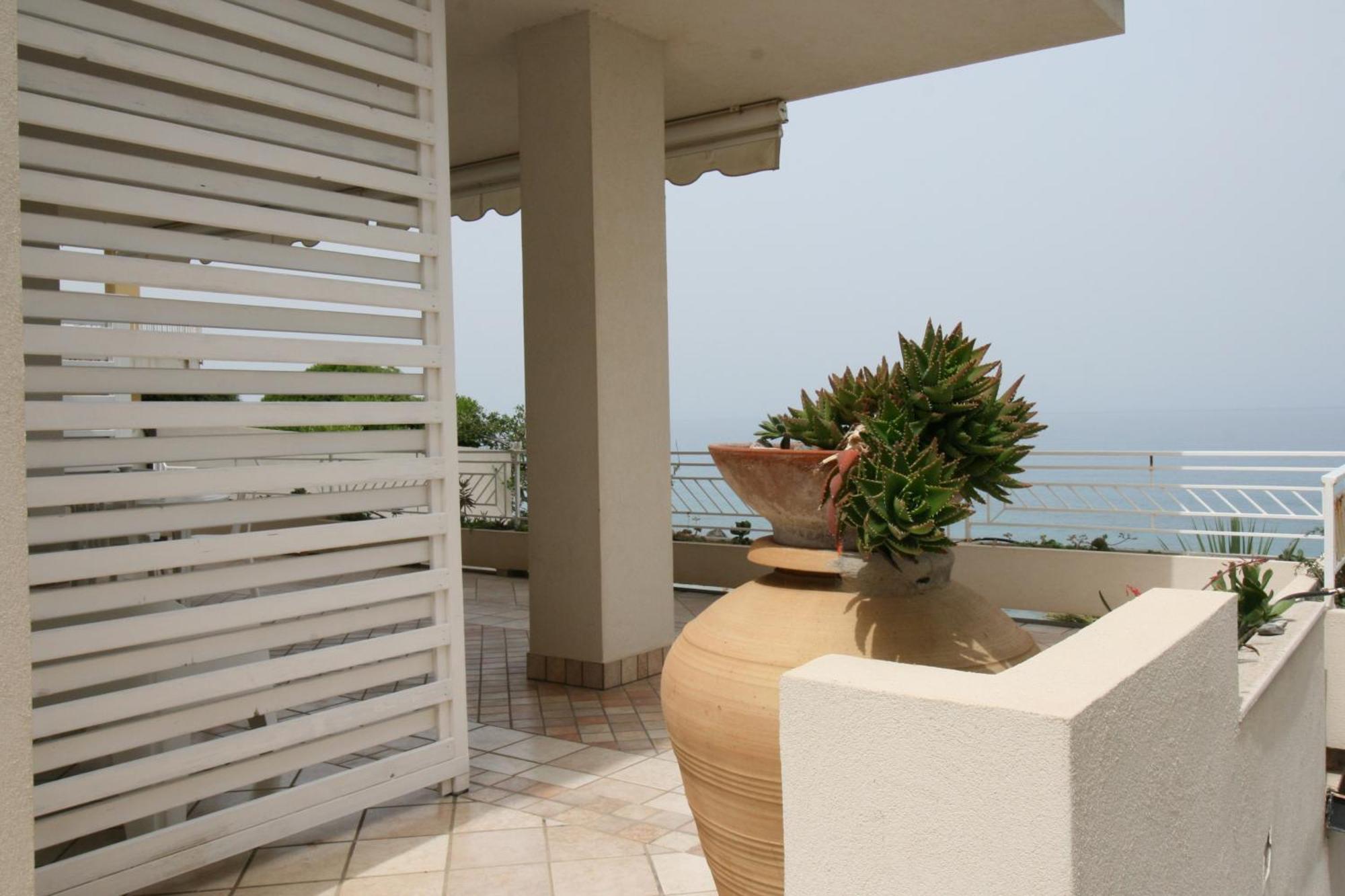 Villa Laura - Sul Mare Pizzo  Dış mekan fotoğraf