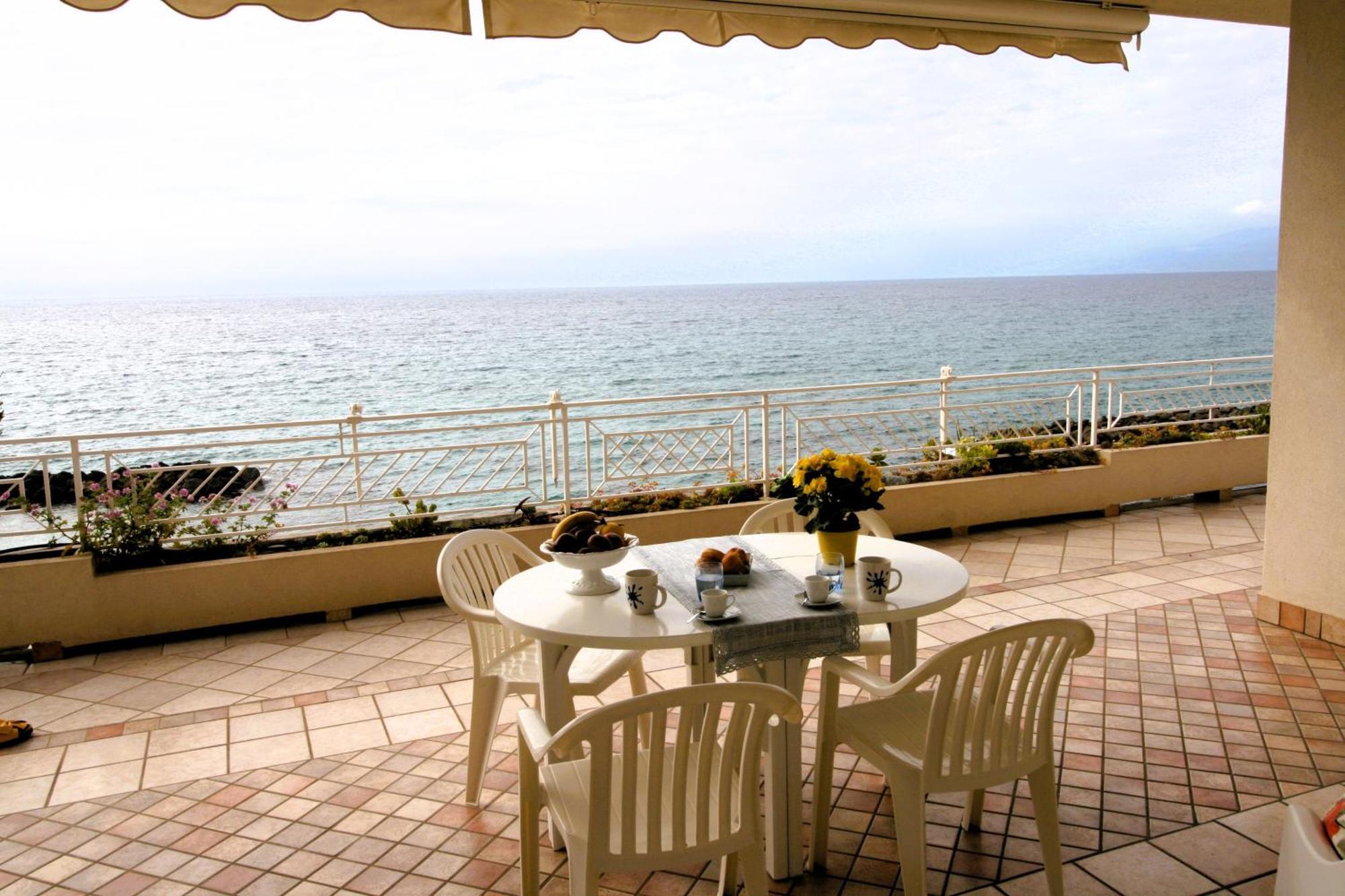 Villa Laura - Sul Mare Pizzo  Dış mekan fotoğraf