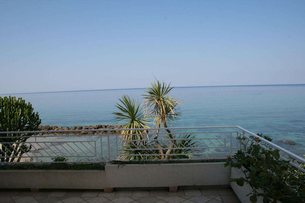 Villa Laura - Sul Mare Pizzo  Dış mekan fotoğraf