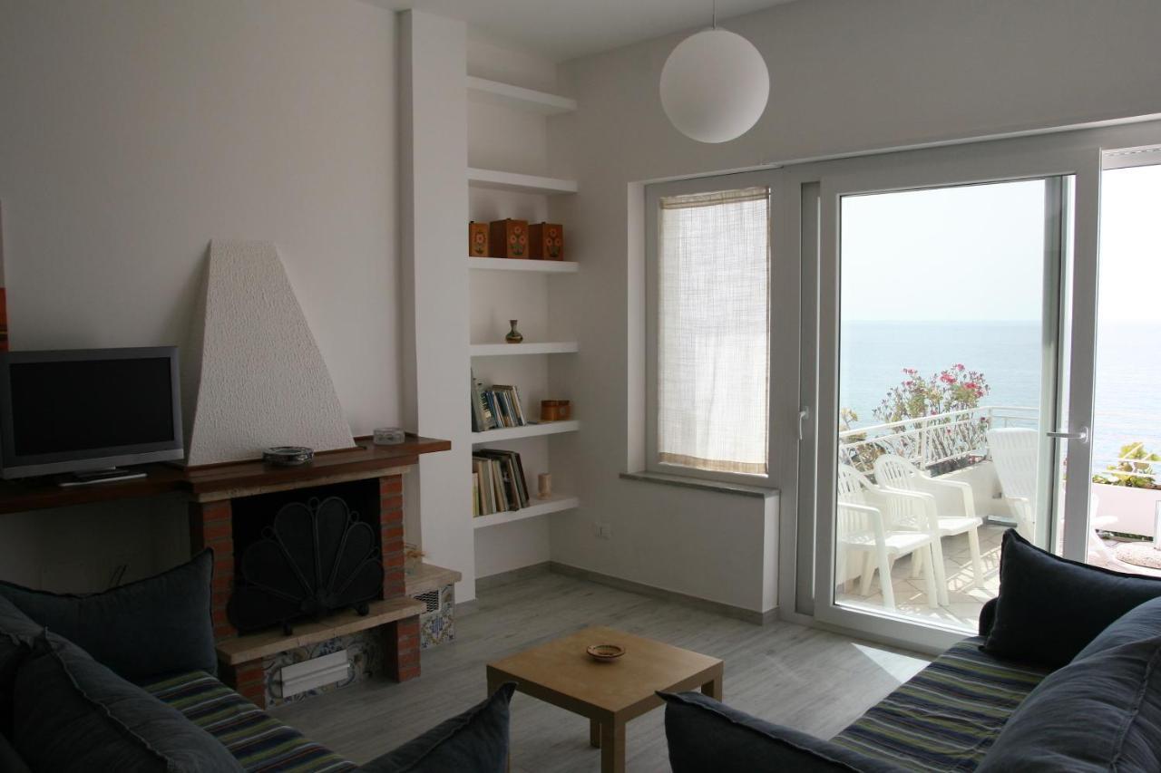 Villa Laura - Sul Mare Pizzo  Dış mekan fotoğraf